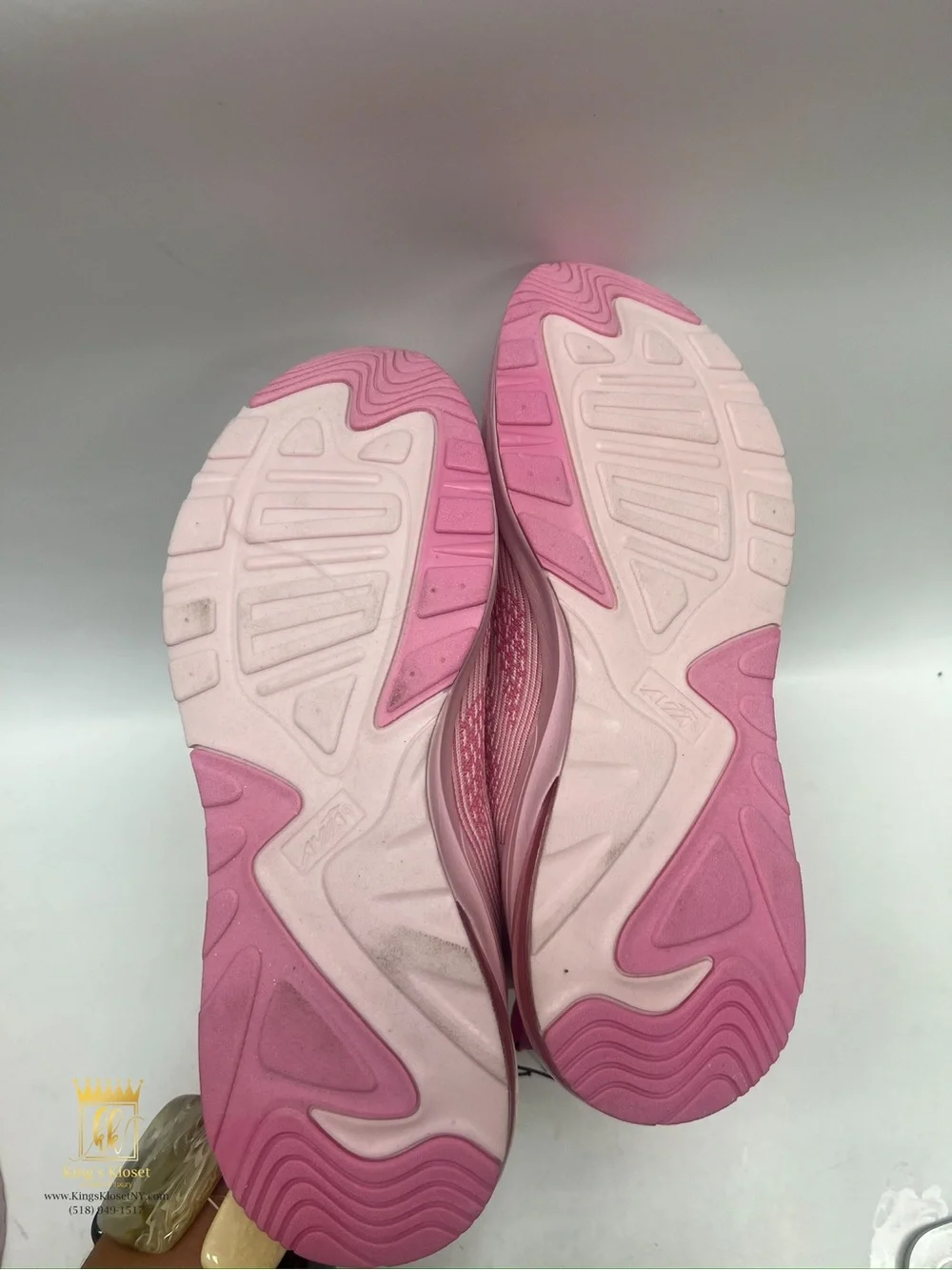 Avia women’s sneakers